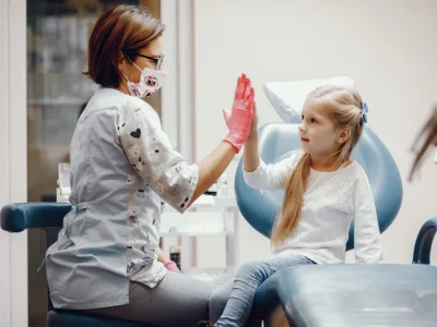 Dlaczego warto zabrać dziecko do Kliniki Uśmiechu